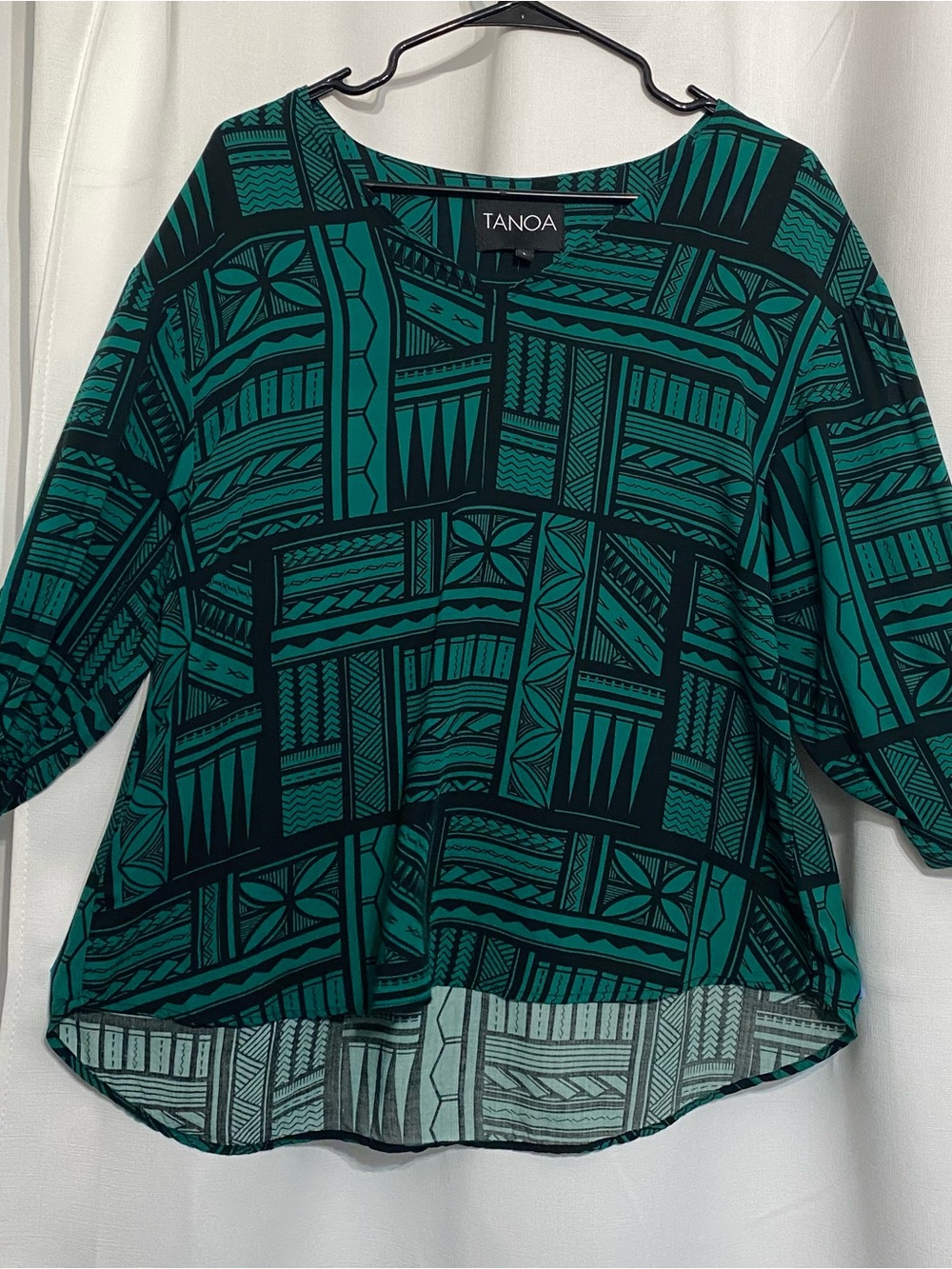 Tanoa Womens Blouse Teal Black Tribal Polynesian Print 3/4 Roll Tab Sleeve Sz XL